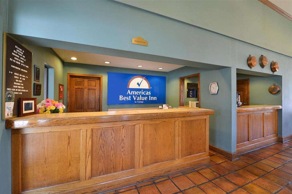 Americas Best Value Inn Колумбус Интерьер фото
