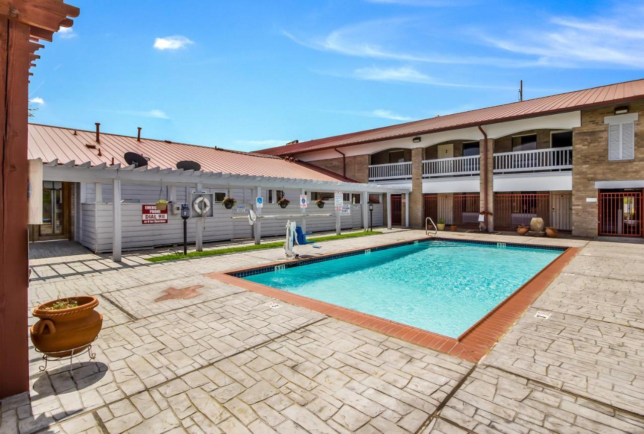 Americas Best Value Inn Колумбус Экстерьер фото