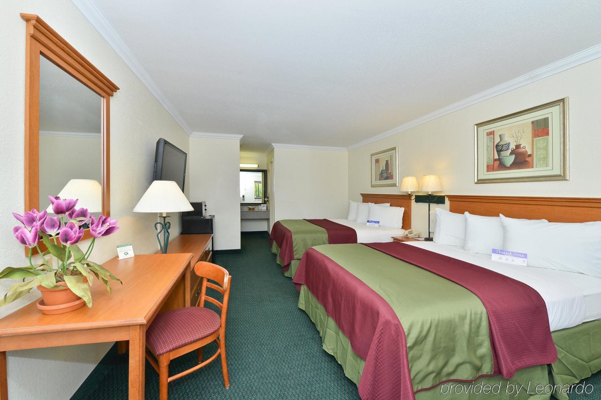 Americas Best Value Inn Колумбус Экстерьер фото