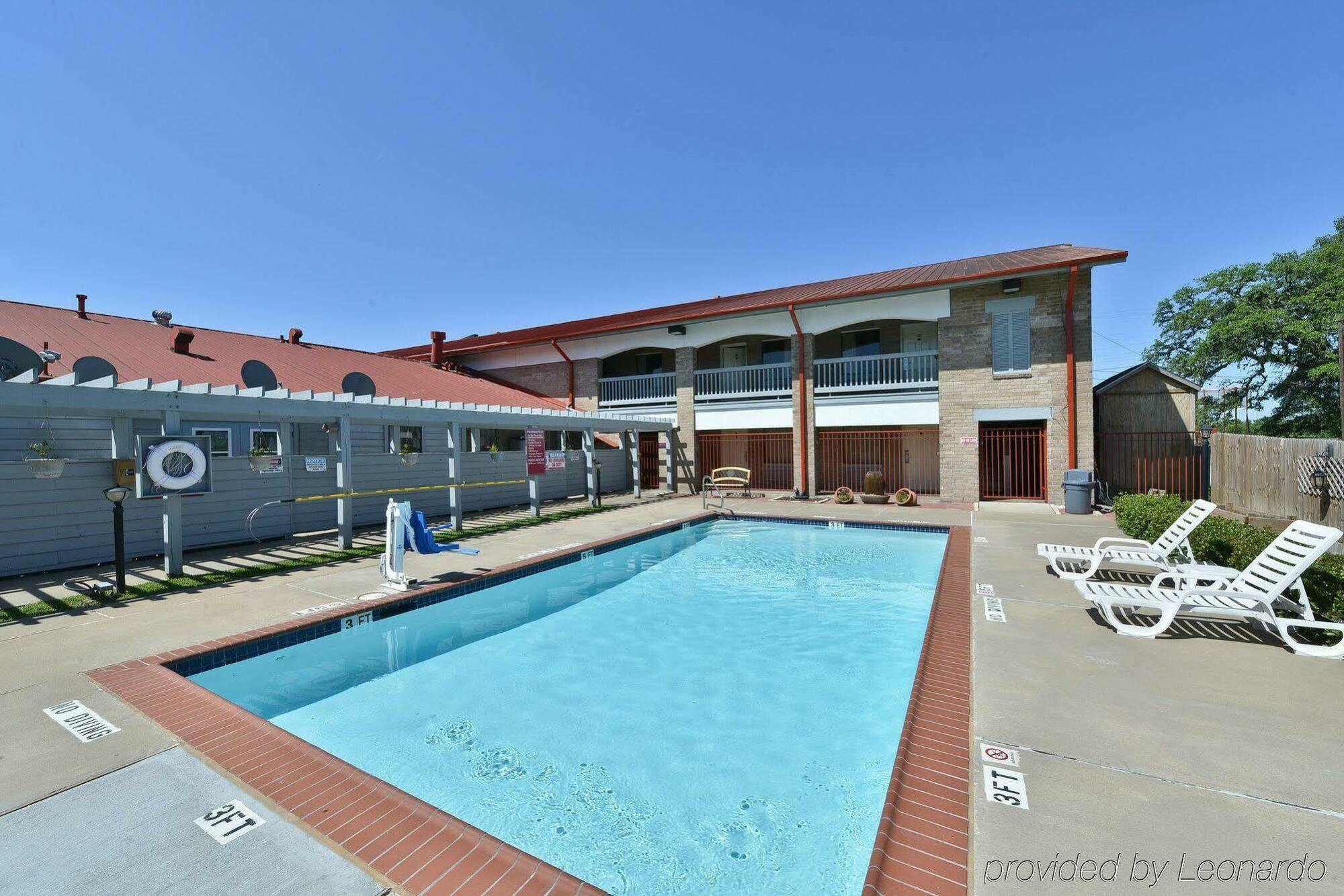 Americas Best Value Inn Колумбус Экстерьер фото